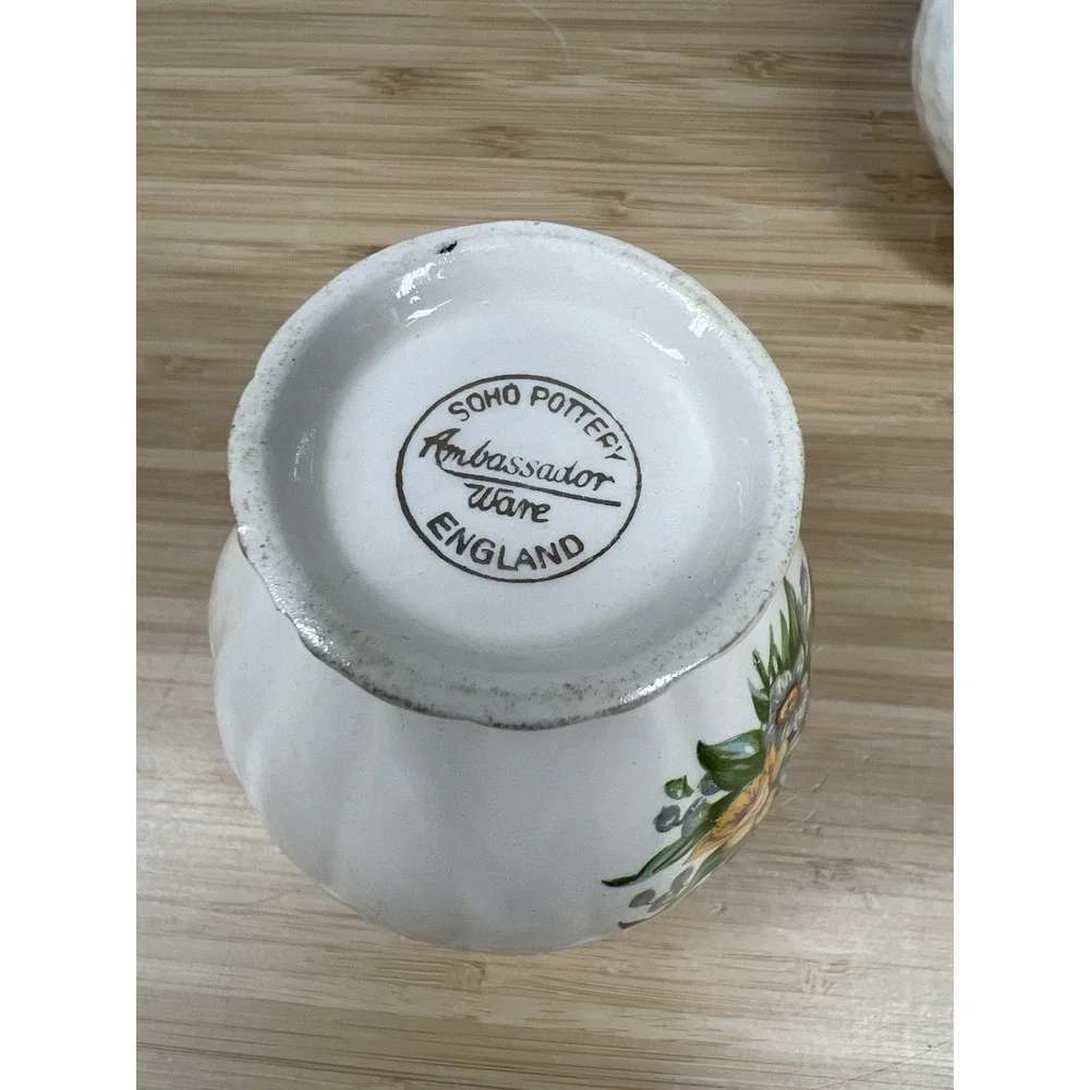 Soho Pottery Ambassador Ware Creamer & Sugar‎ Bowl Set England Vintage